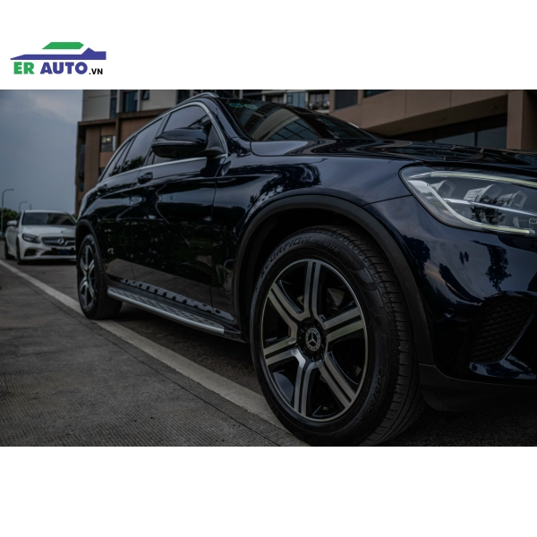 Mercedes GLC200 4MATIC 2021